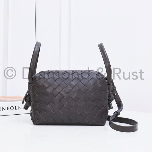 Small Loop Crossbody 9911 Chocolate Brown