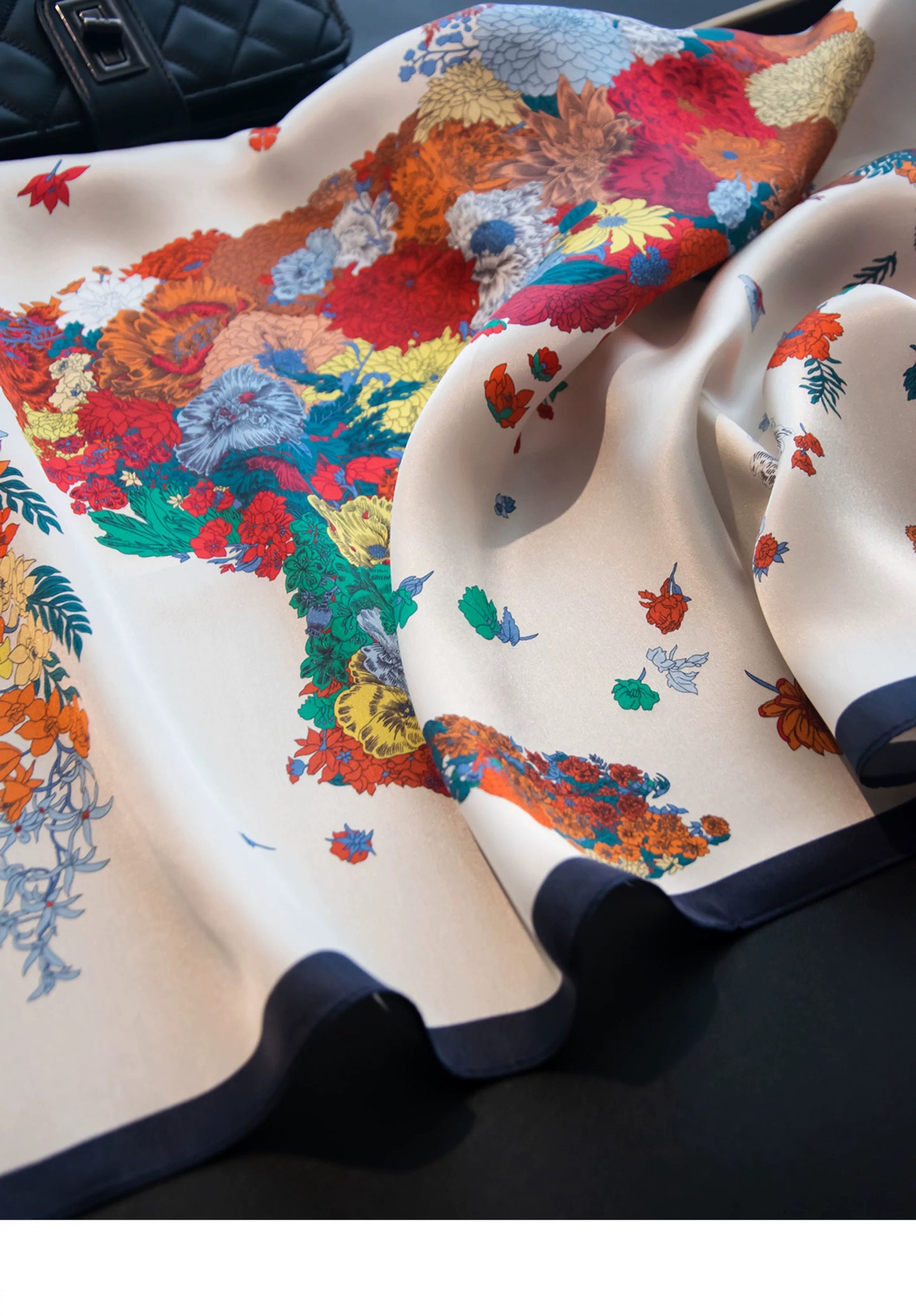 Pure Mulberry Silk Scarf – Lightweight 12 Momme Crepe, 70cm Square