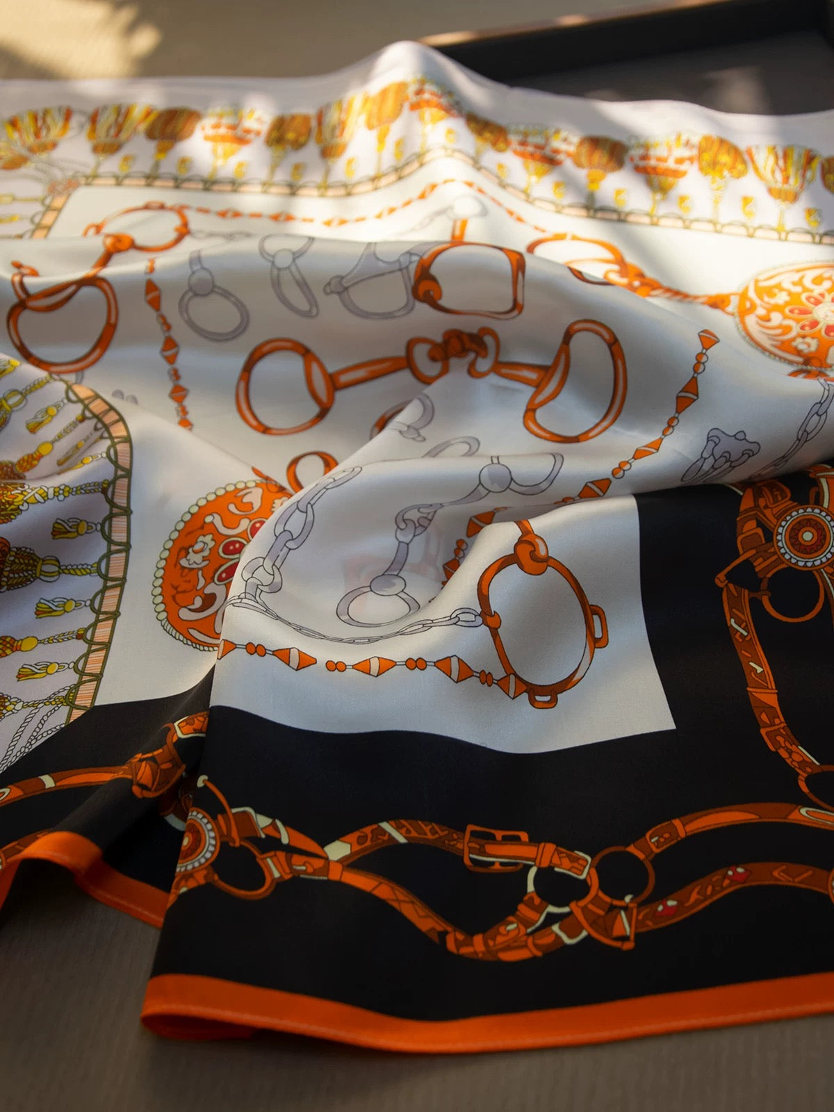 Pure Mulberry Silk Scarf – Lightweight 12 Momme Crepe, 70cm Square