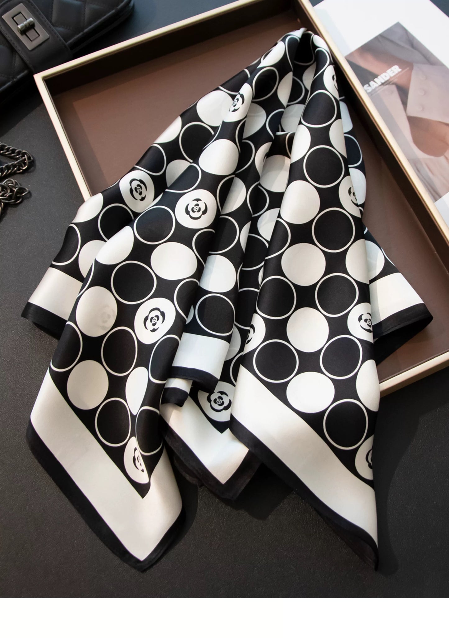 Pure Mulberry Silk Scarf – Lightweight 12 Momme Crepe, 70cm Square