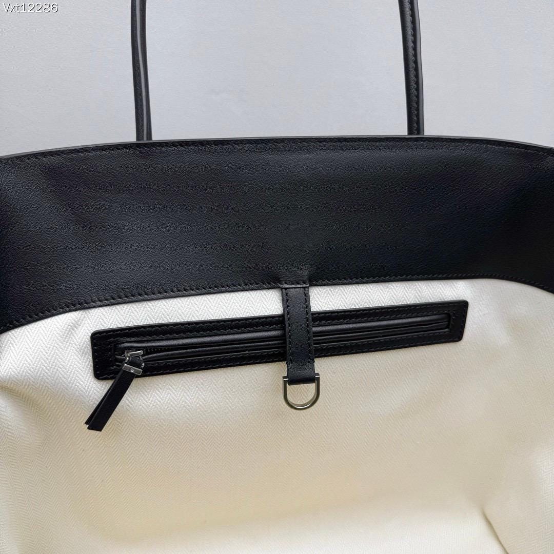 Genuine Leather Tote Bag Marlo 17 – Black Smooth Napa Leather
