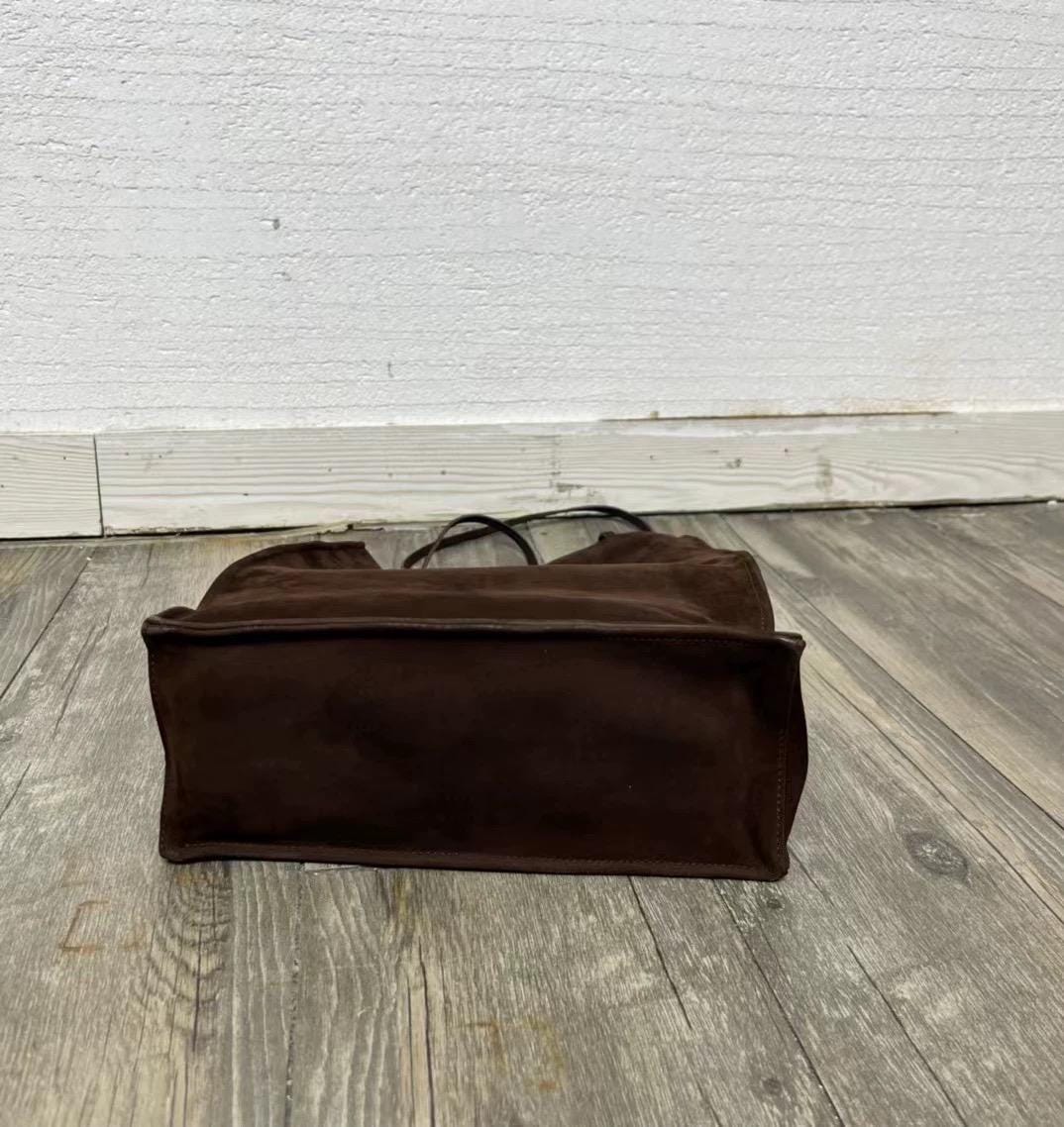 Lambskin To Go Tote – Lightweight Minimalist Shoulder & Handbag Brown