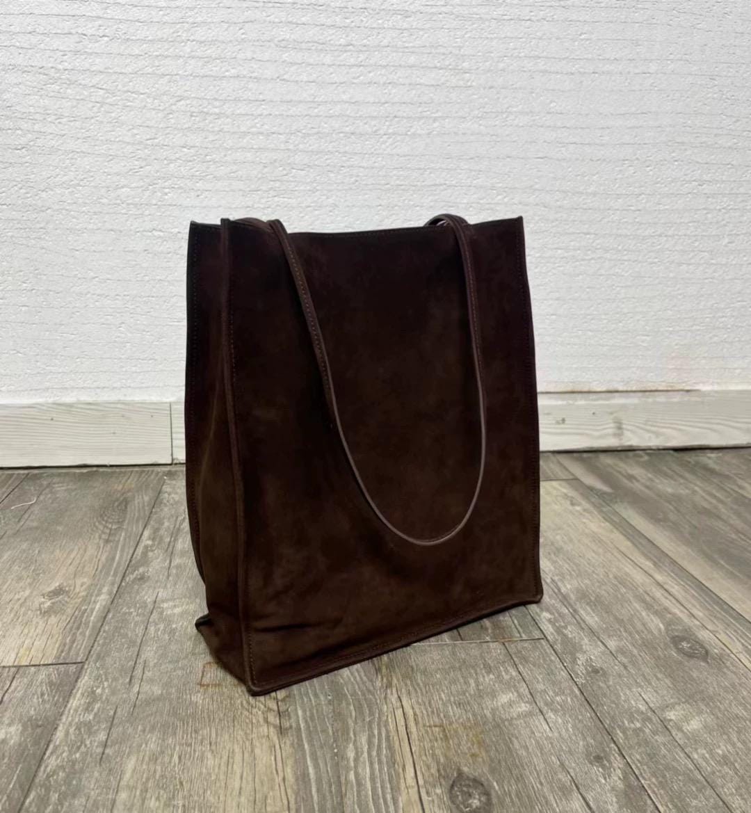 Lambskin To Go Tote – Lightweight Minimalist Shoulder & Handbag Brown