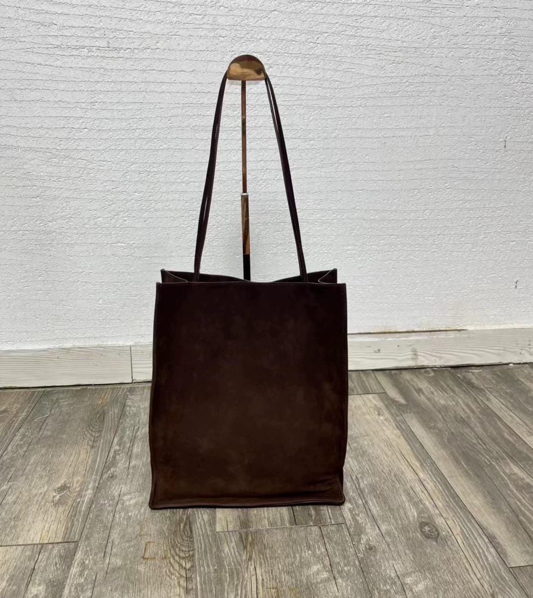 Lambskin To Go Tote – Lightweight Minimalist Shoulder & Handbag Suede