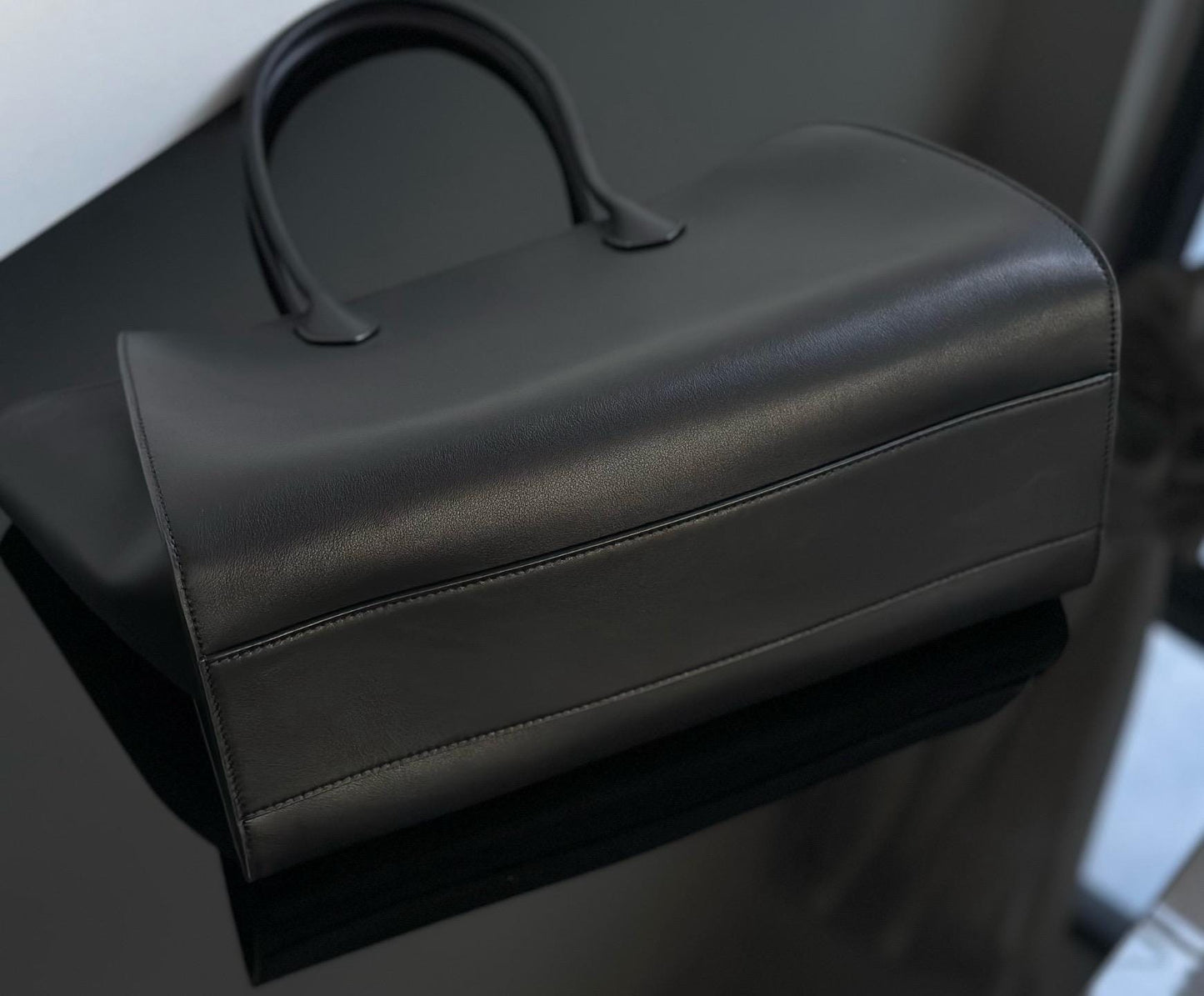 Genuine Leather Tote Bag Smooth Napa Leather Black M-14