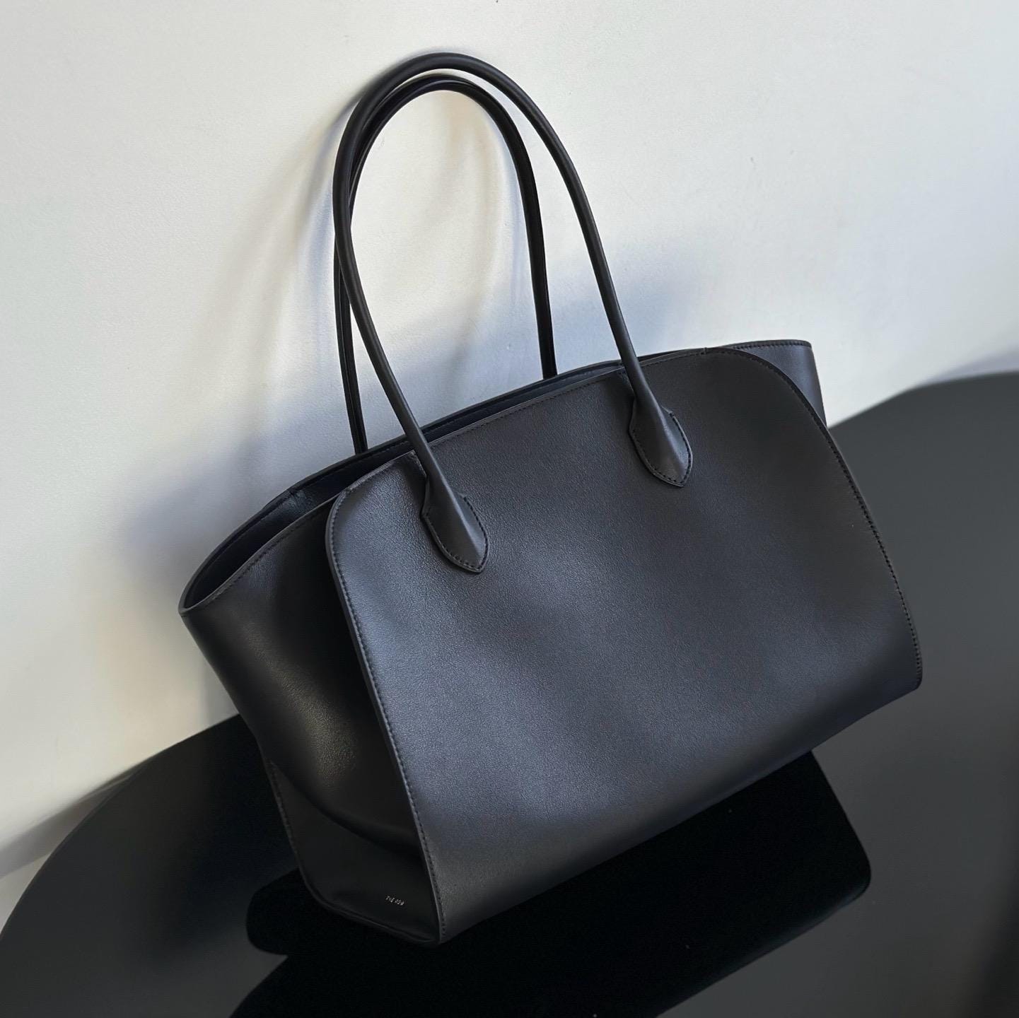Genuine Leather Tote Bag Smooth Napa Leather Black M-14