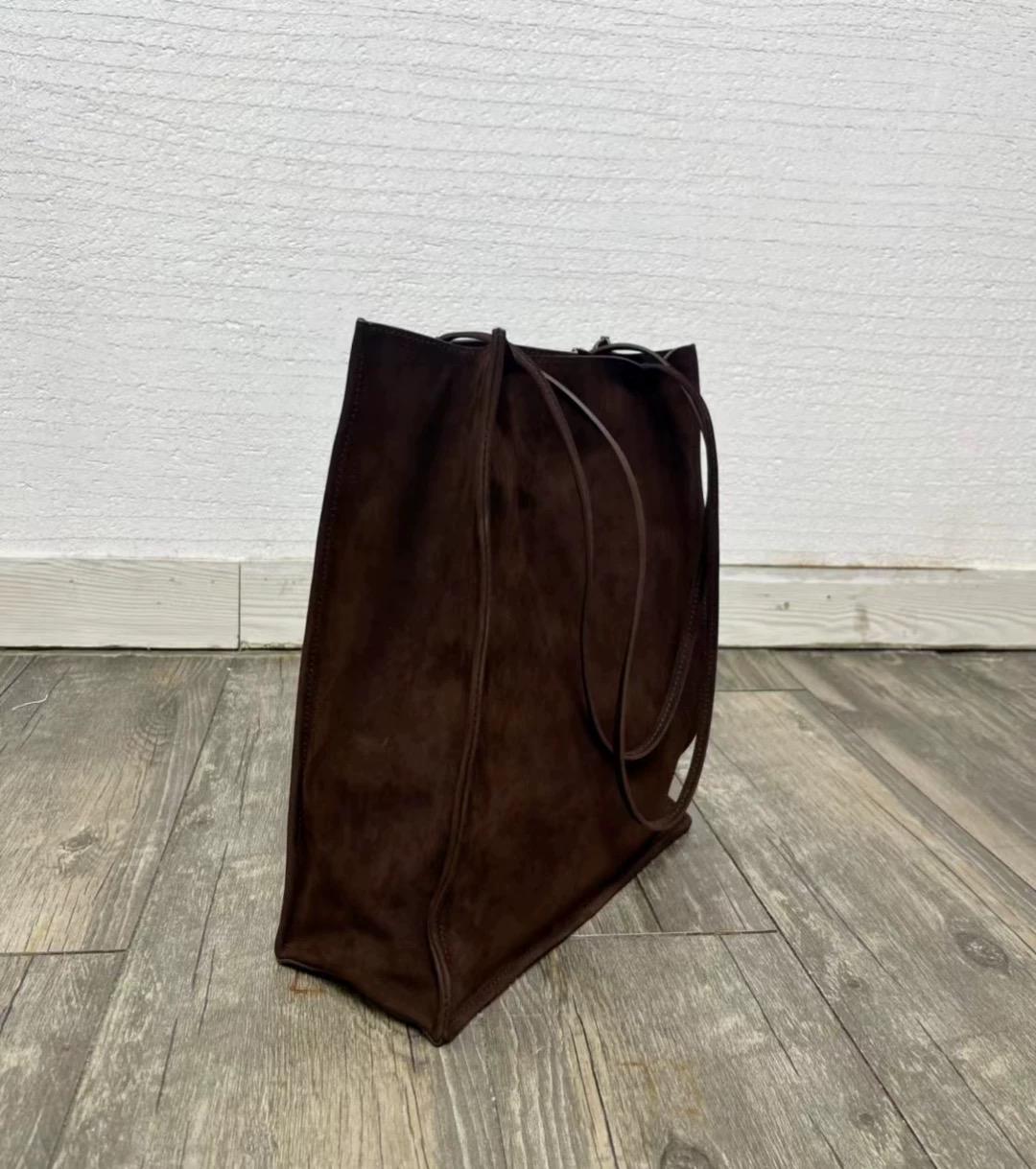 Lambskin To Go Tote – Lightweight Minimalist Shoulder & Handbag Brown