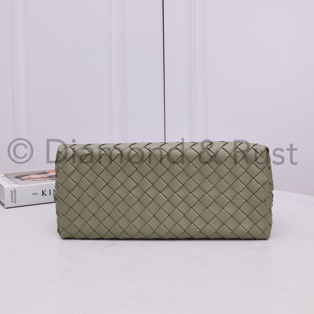 Medium Andiamo Bag #2261-1 Sage Green