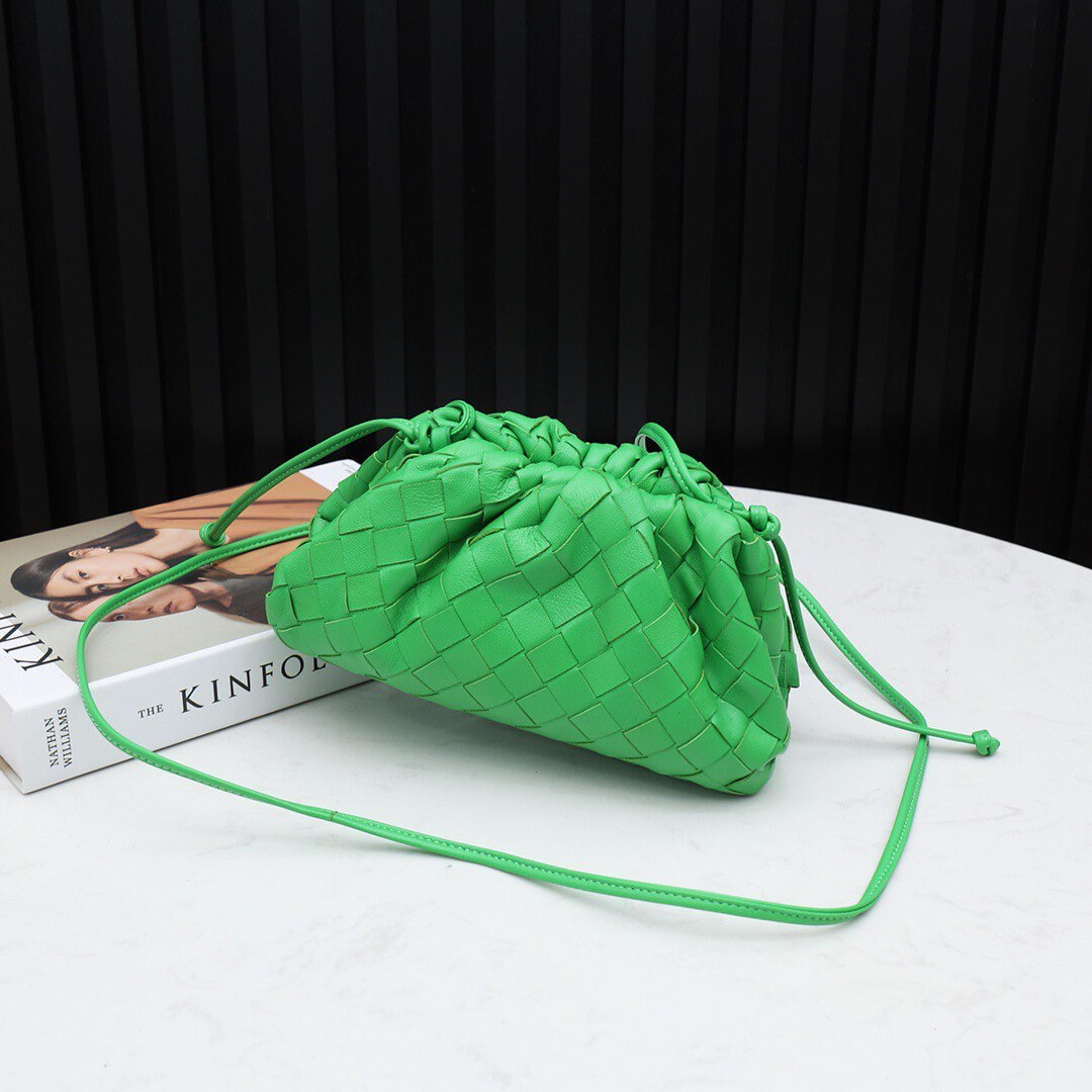 Mini Pouch #9033 Grass Green