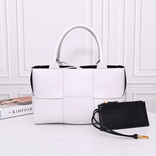 Medium Tote in Contrast Color 36cm #2218A Black-White