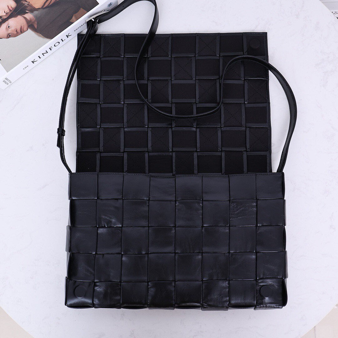 Large Cassette Bag Black