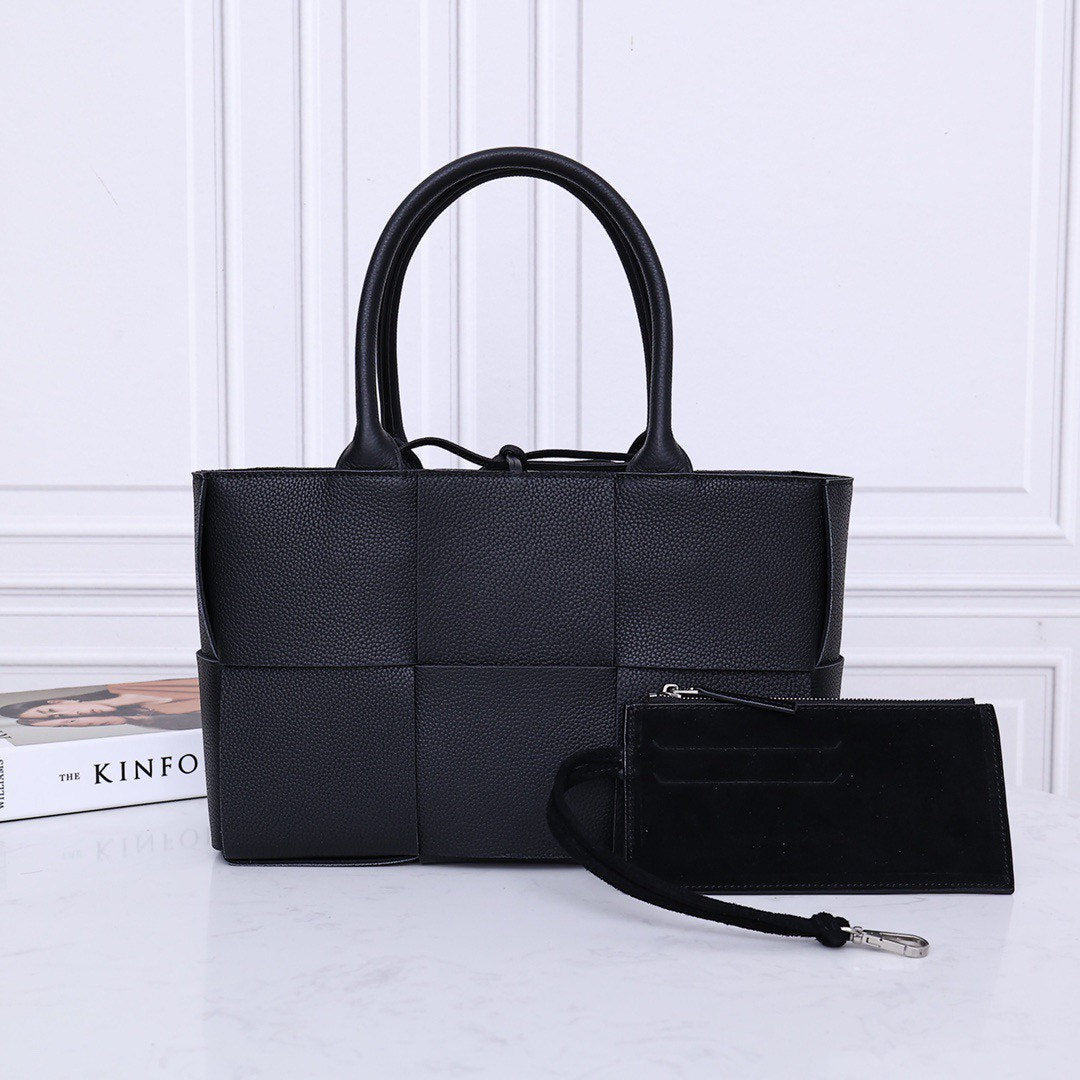 Small Tote 30cm #2218-1A Black – DIAMOND&RUST