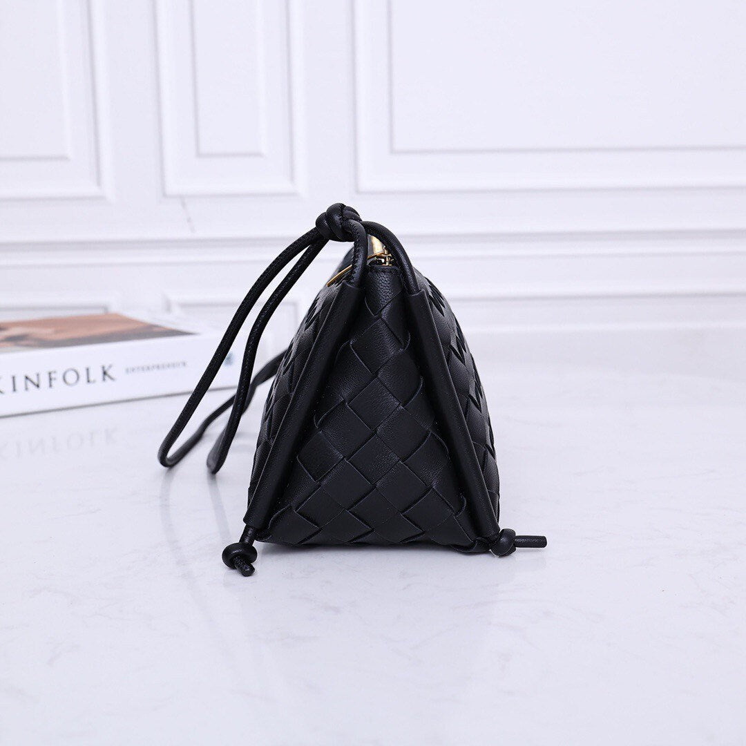 Pyramid Bag #2232A Black