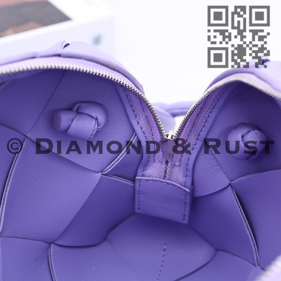 Medium Loop Camera Bag #2240-1 Bliss Purple