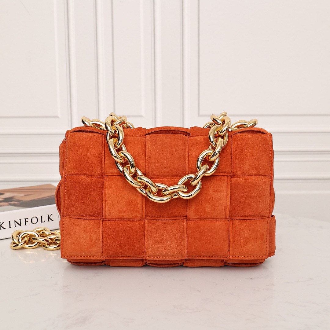 Padded Chain Cassette Bag in Suede #6633A