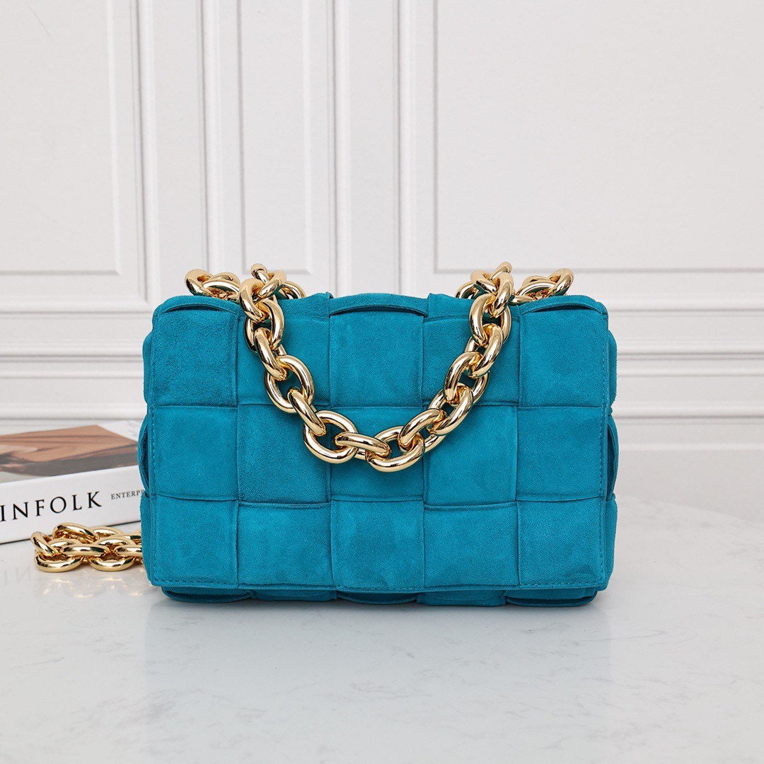 Padded Chain Cassette Bag in Suede #6633A